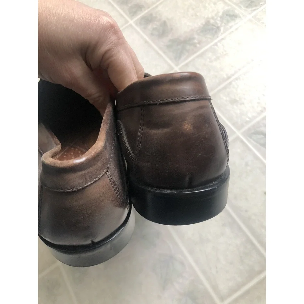 G.H. Bass Weejuns Loafers‎ Men's Size 8.5 Kiltie Tassel Brown Dress Shoe
